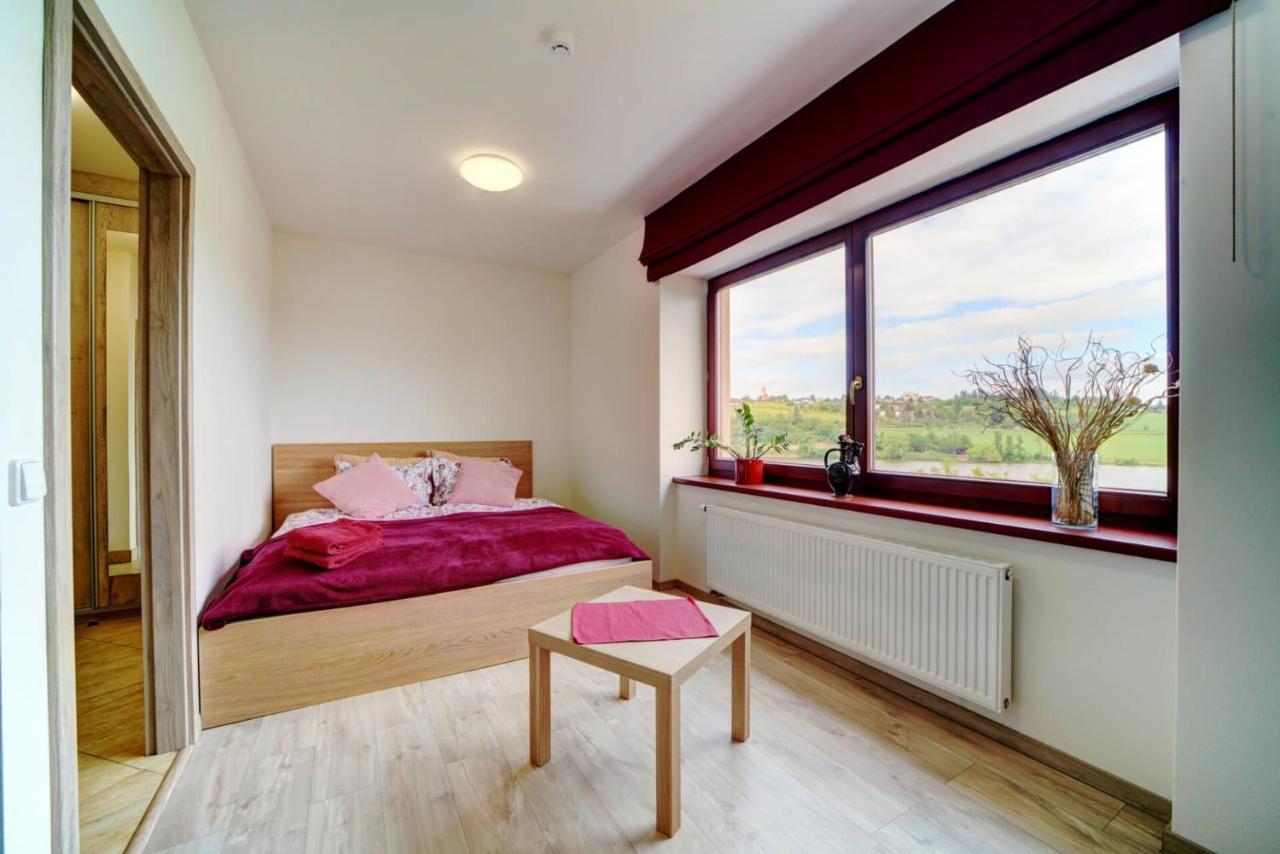 Hotel Zlechov Plumlov ภายนอก รูปภาพ
