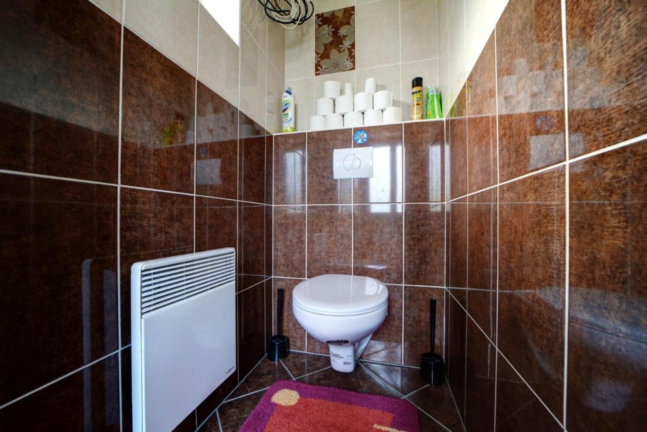 Hotel Zlechov Plumlov ภายนอก รูปภาพ