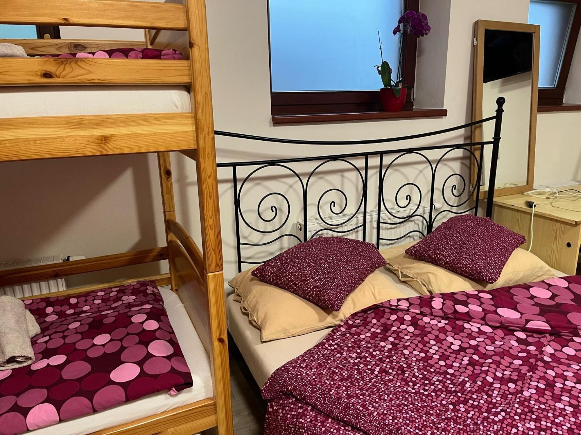 Hotel Zlechov Plumlov ห้อง รูปภาพ